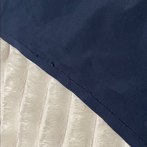 ALO Yoga Dark Blue Performance Shorts | Size Medium Men - Picture 3 of 6